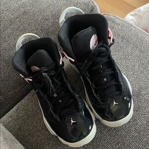 Girl Jordans size 1Y